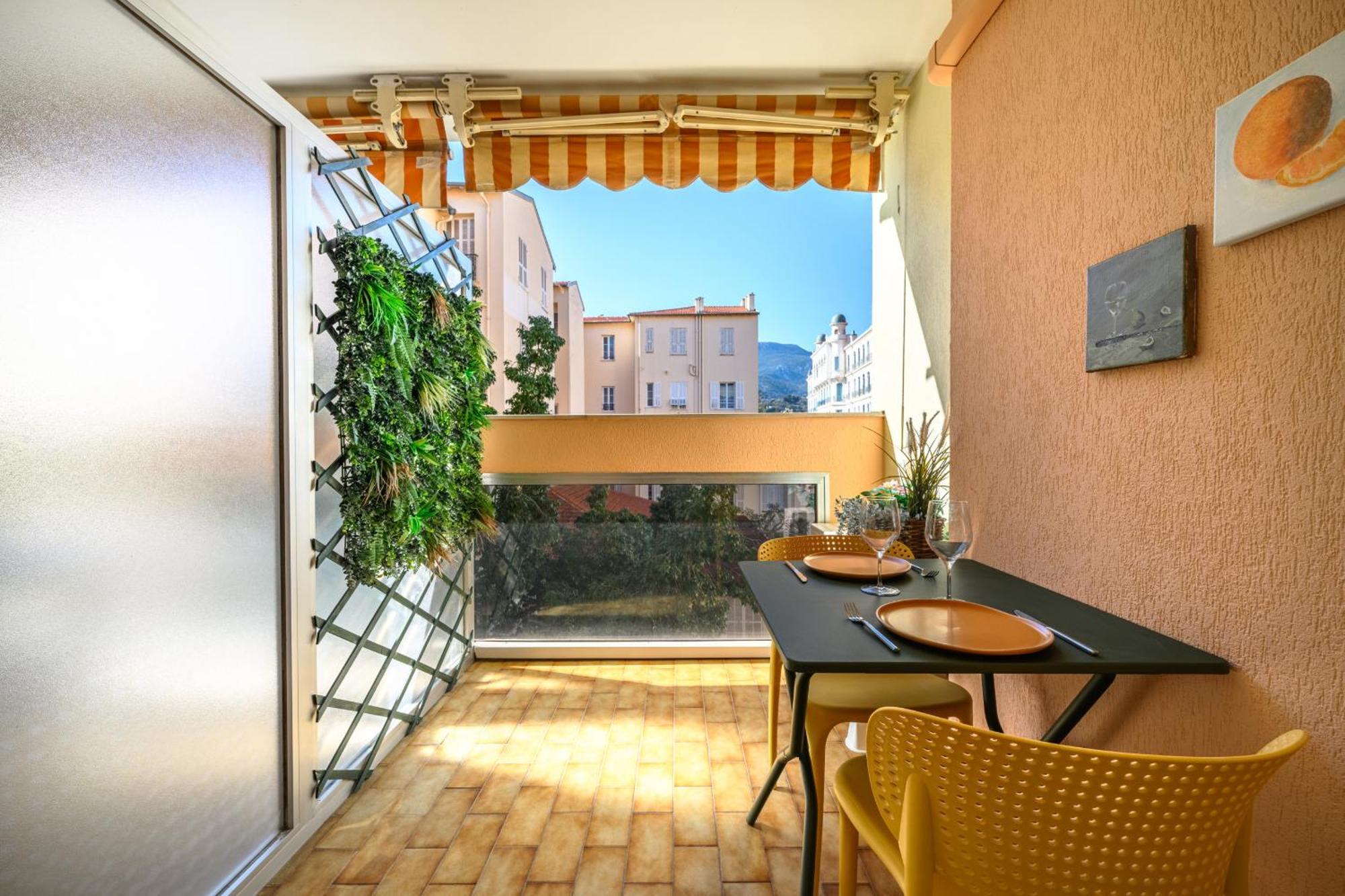 "Charmant Studio" Plein Centre, Calme, Terrasse مينتون المظهر الخارجي الصورة