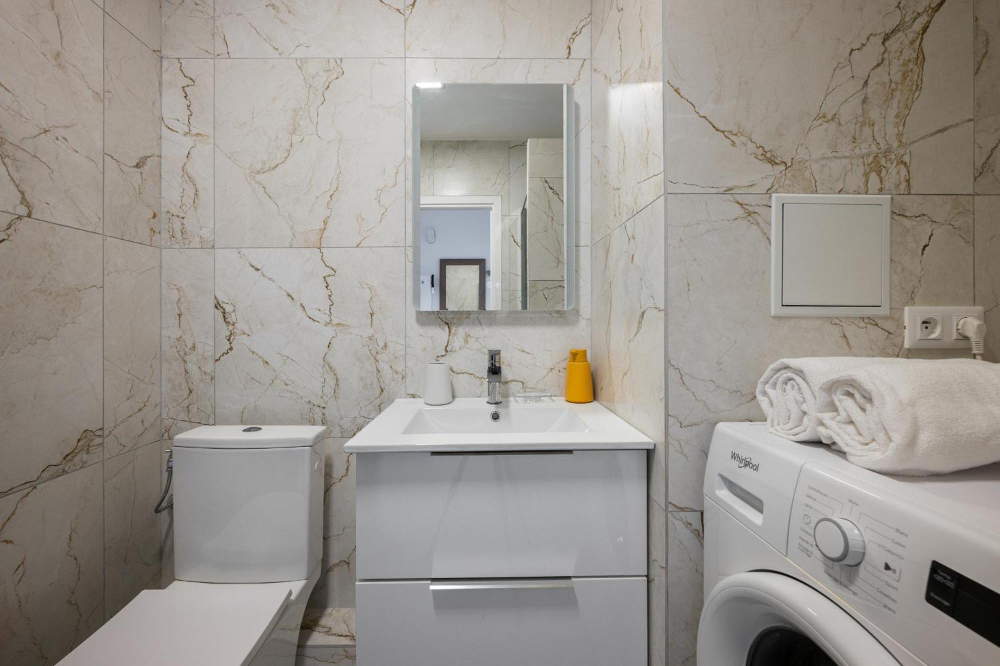 "Charmant Studio" Plein Centre, Calme, Terrasse مينتون المظهر الخارجي الصورة