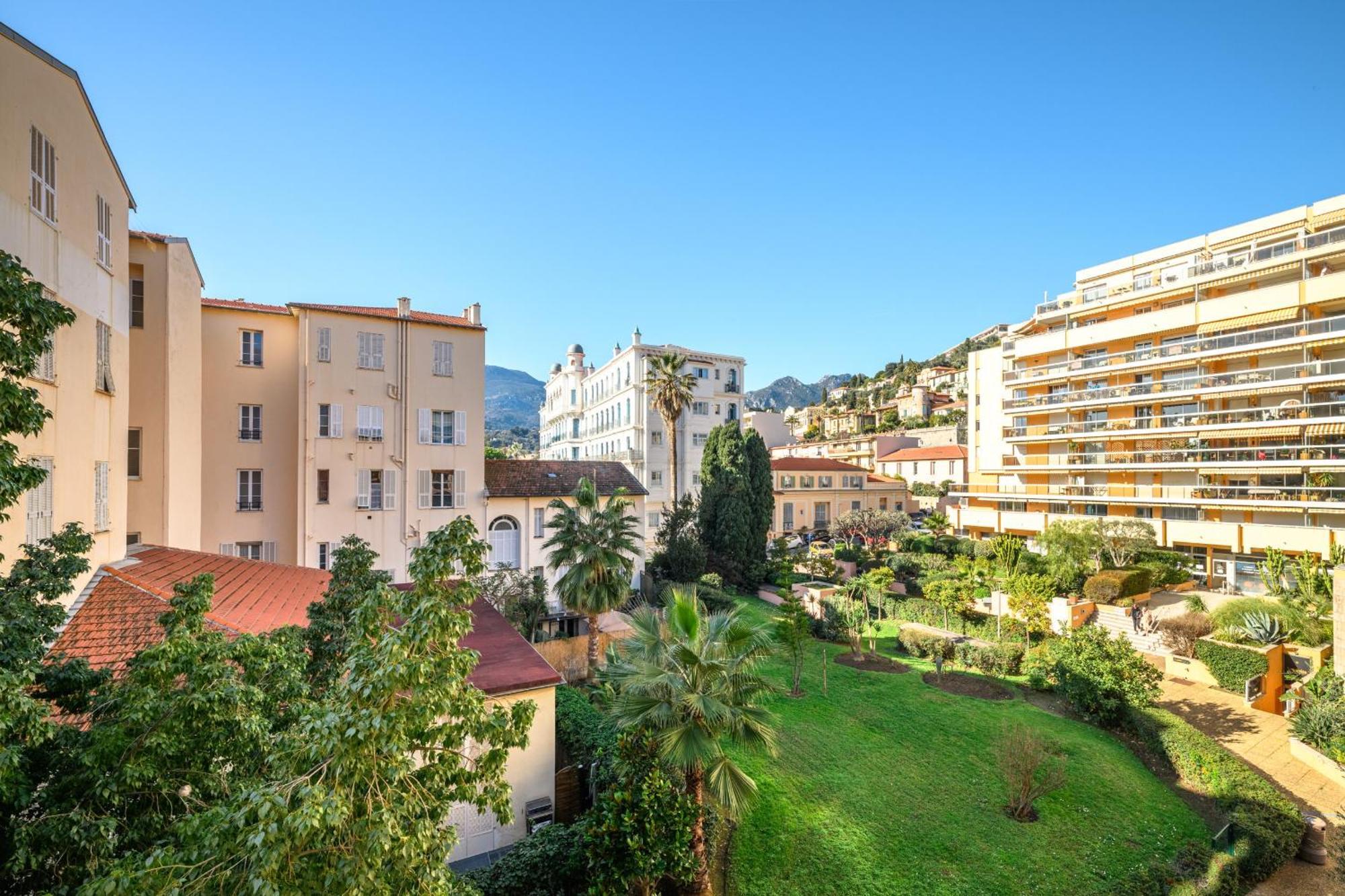 "Charmant Studio" Plein Centre, Calme, Terrasse مينتون المظهر الخارجي الصورة