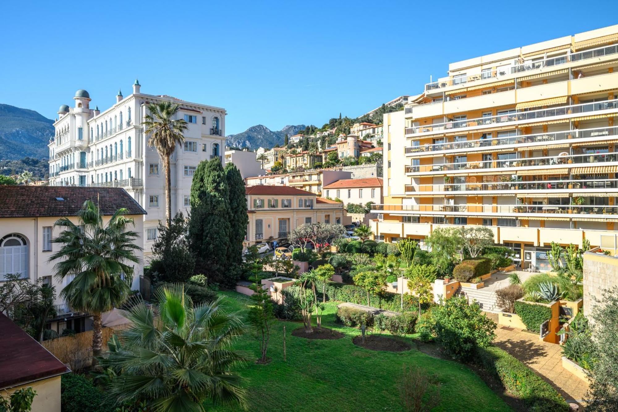"Charmant Studio" Plein Centre, Calme, Terrasse مينتون المظهر الخارجي الصورة
